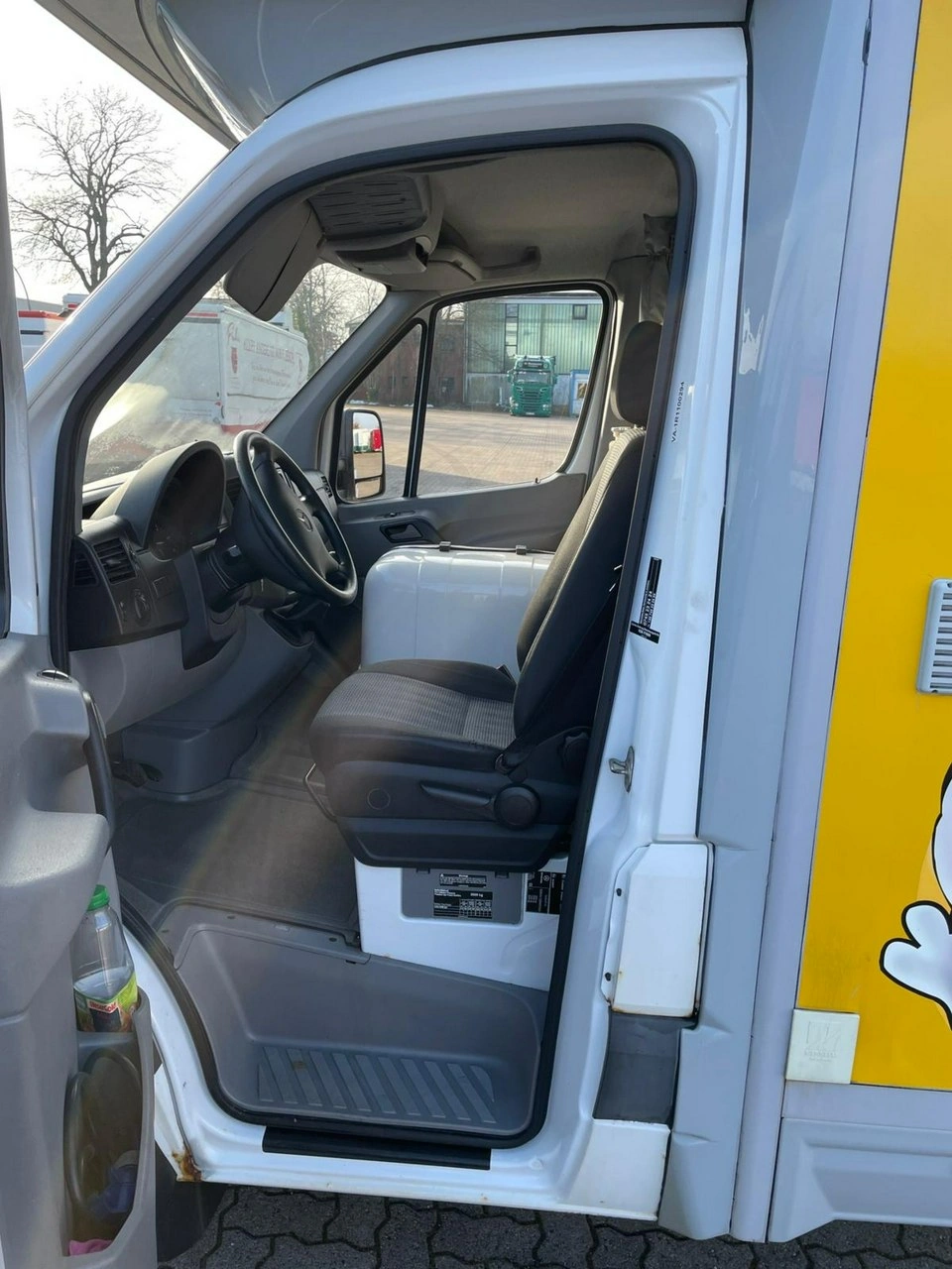 Mercedes Sprinter - Zdjęcie 12