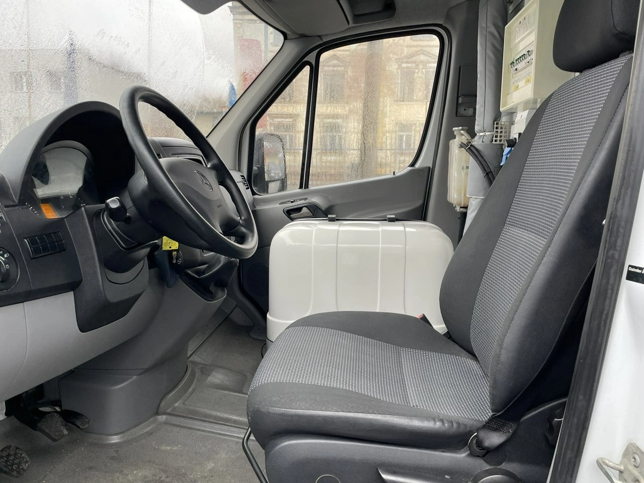 Mercedes Sprinter - Zdjęcie 21