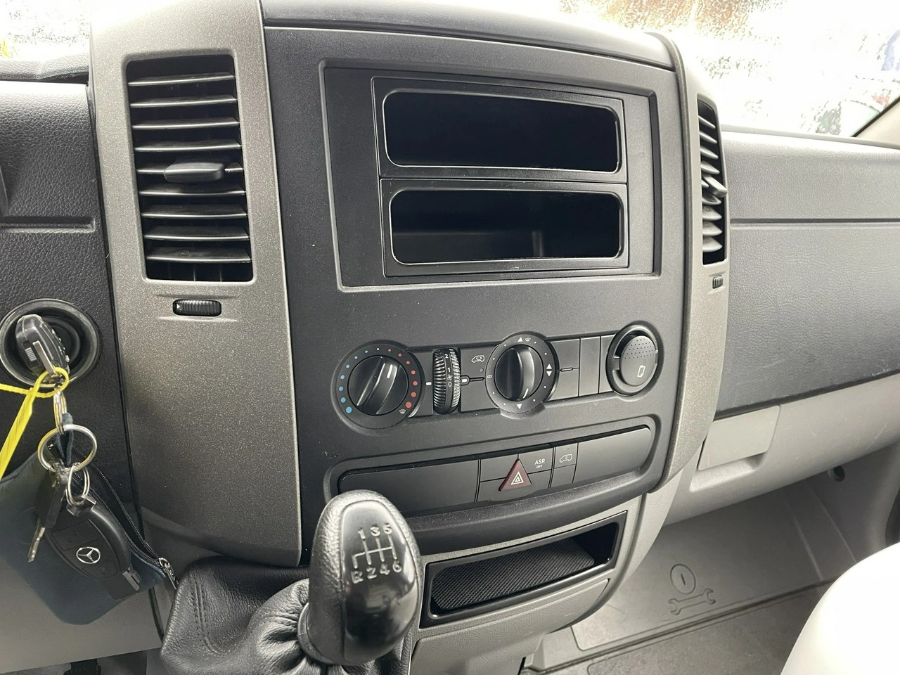 Mercedes Sprinter - Zdjęcie 35