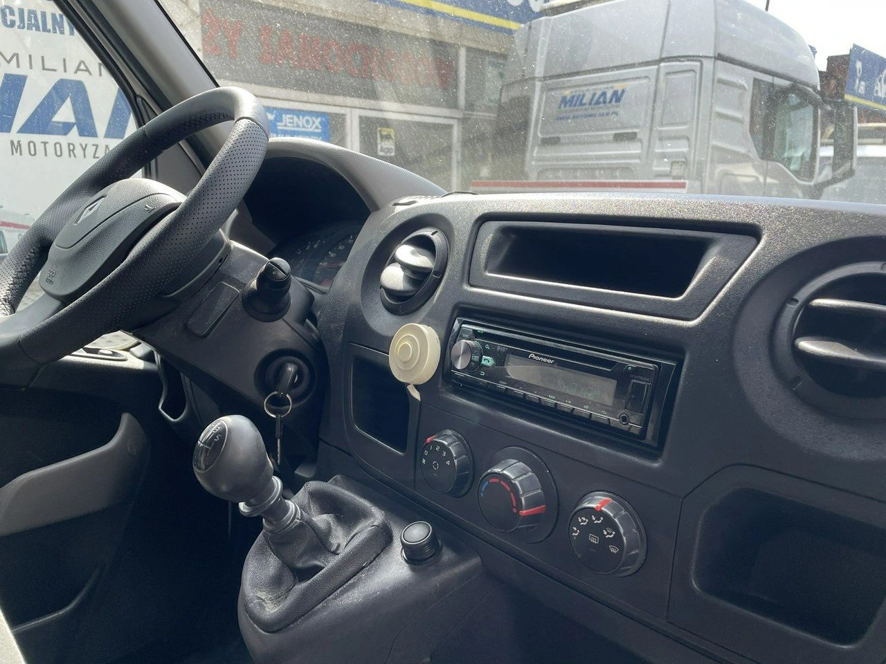 Renault Master - Zdjęcie 29