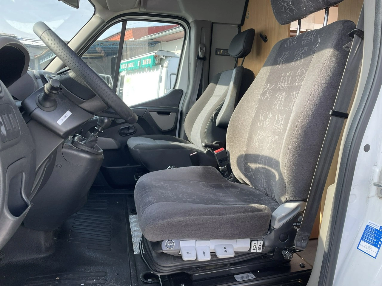 Renault Master - Zdjęcie 31