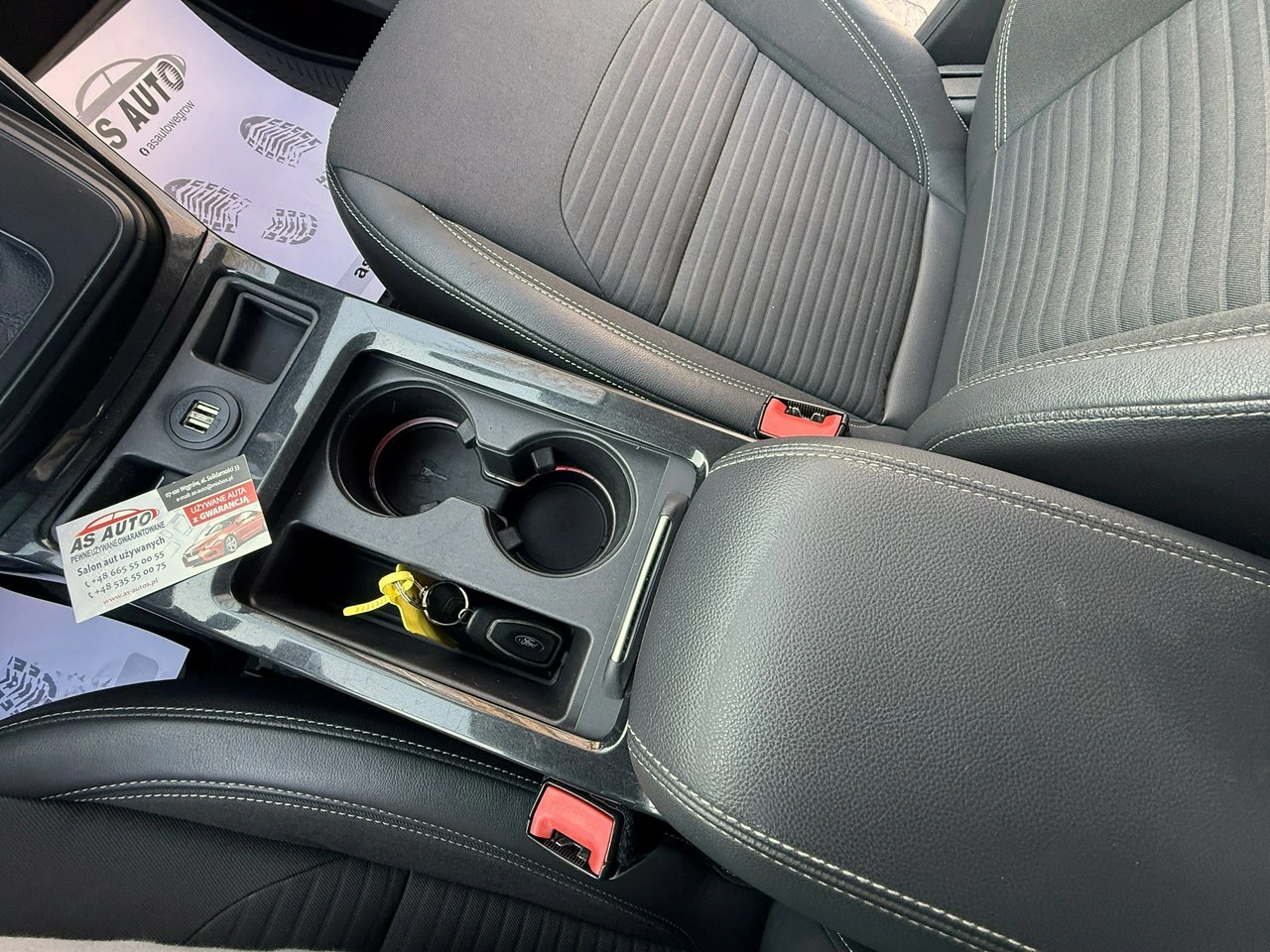 Ford Kuga - Zdjęcie 8