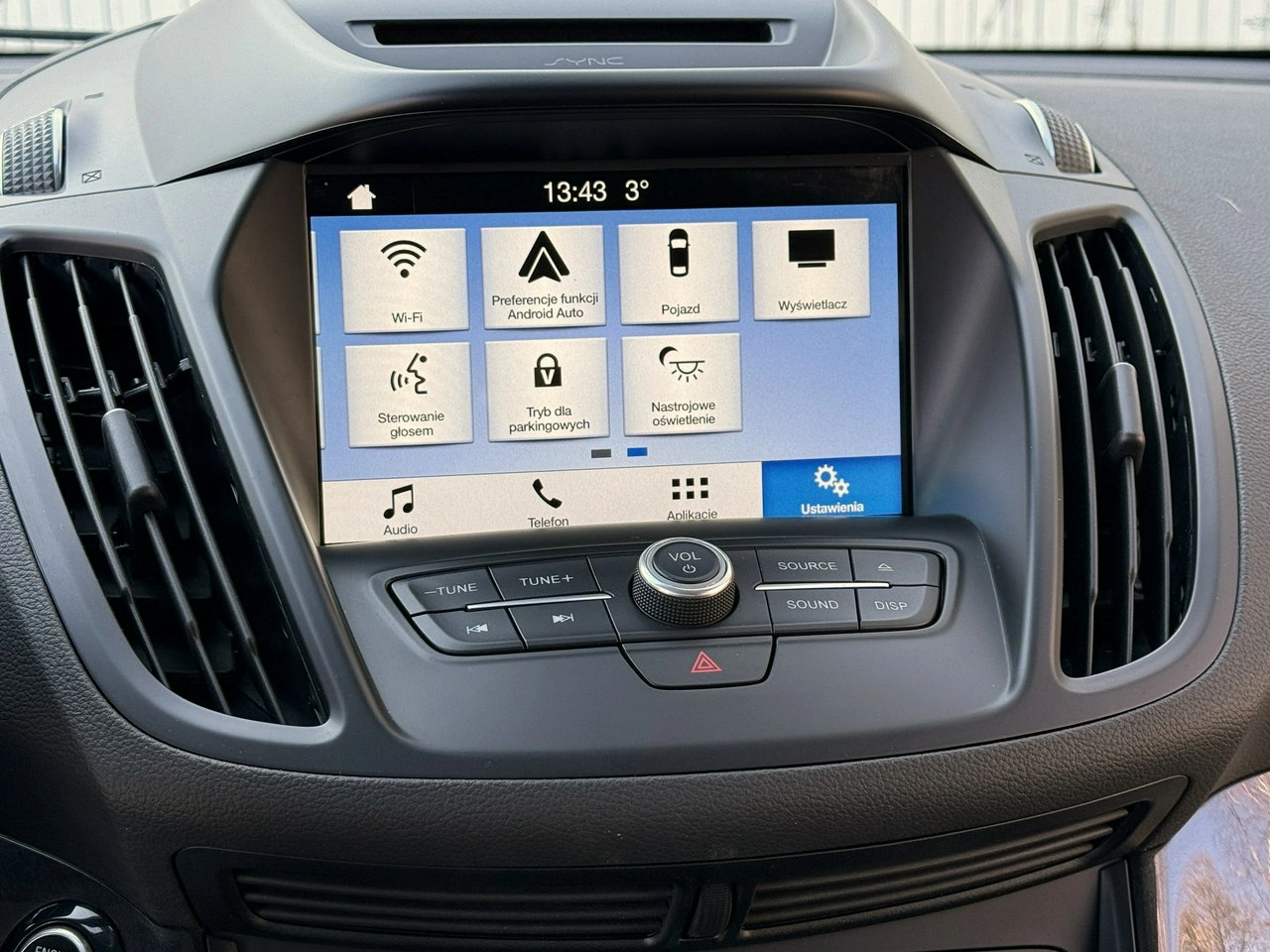 Ford Kuga - Zdjęcie 23