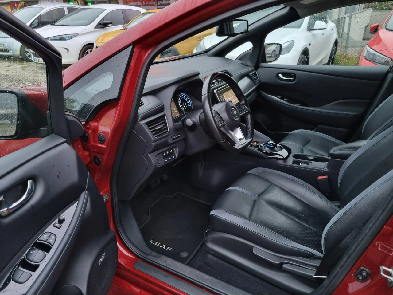 Nissan Leaf - Zdjęcie 11