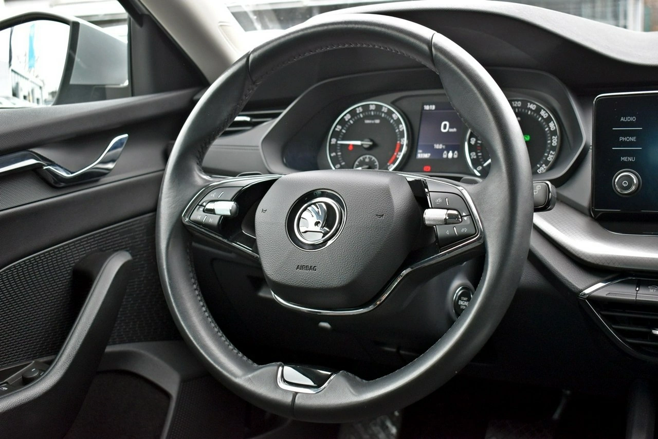 Skoda Octavia - Zdjęcie 17