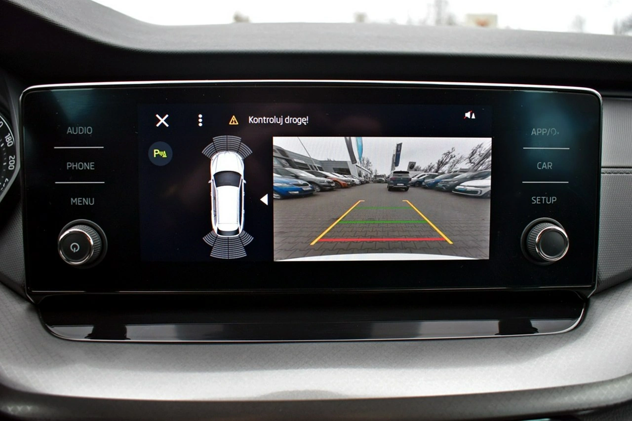 Skoda Octavia - Zdjęcie 19