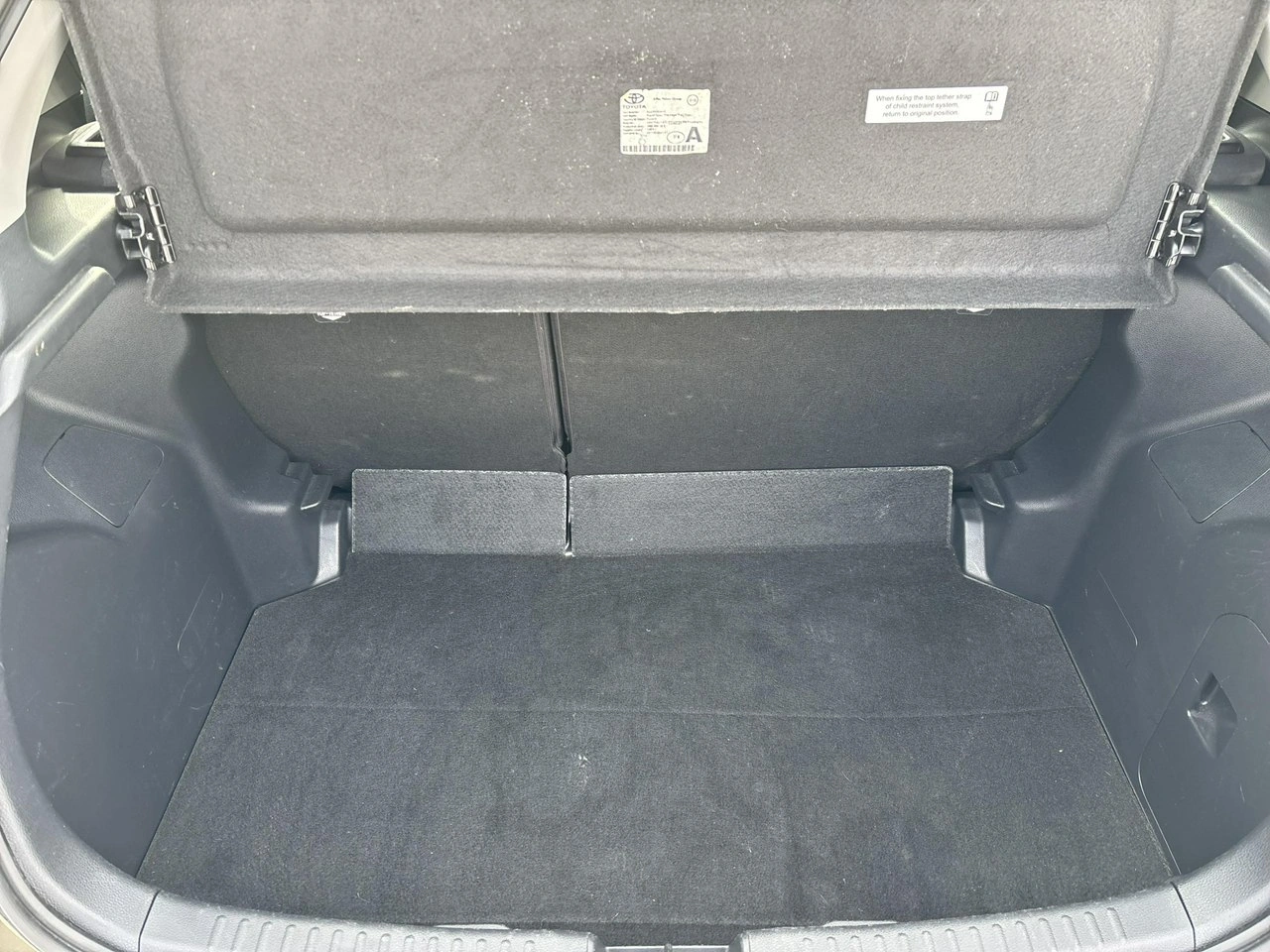 Toyota Yaris - Zdjęcie 13