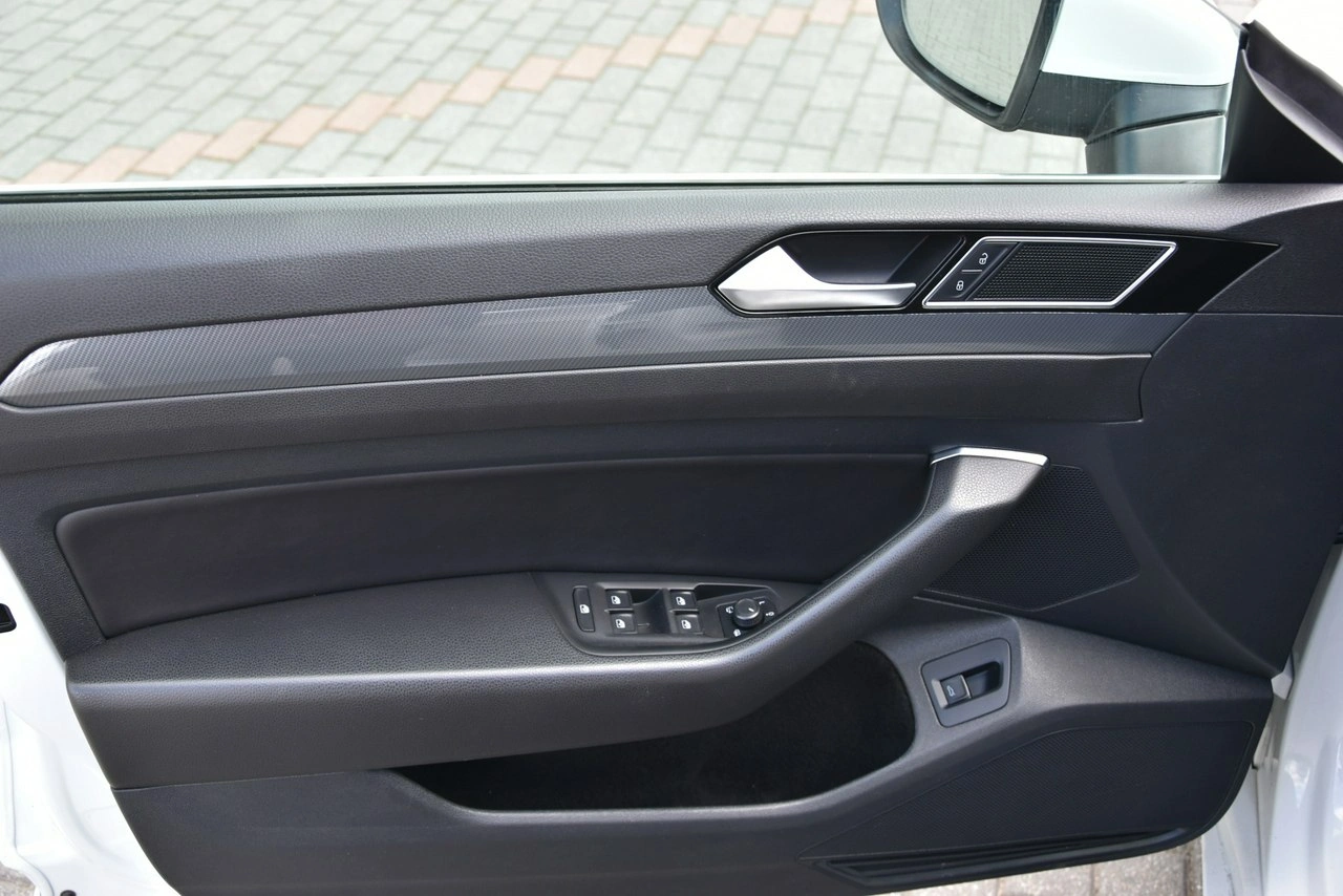 Volkswagen Arteon - Zdjęcie 15