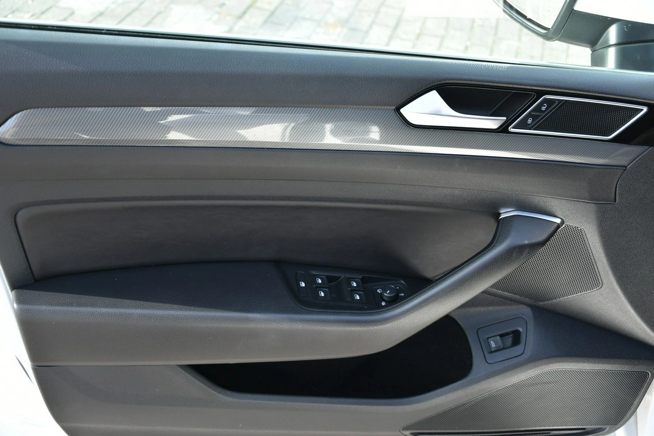 Volkswagen Arteon - Zdjęcie 24