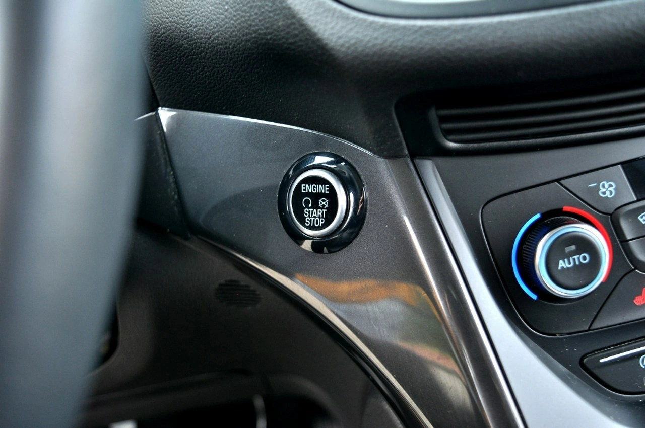 Ford C-MAX - Zdjęcie 21