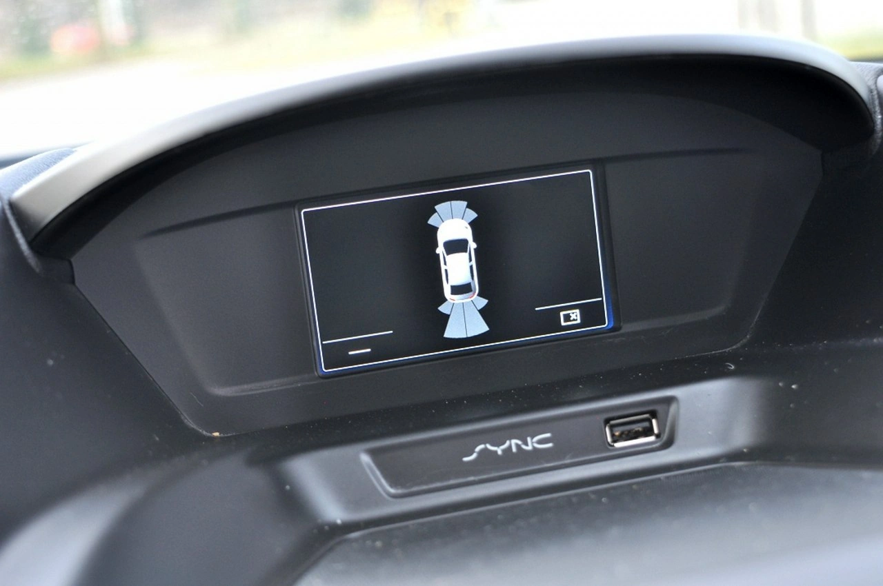 Ford C-MAX - Zdjęcie 25