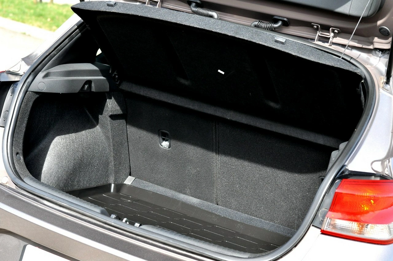 Hyundai i30 - Zdjęcie 10