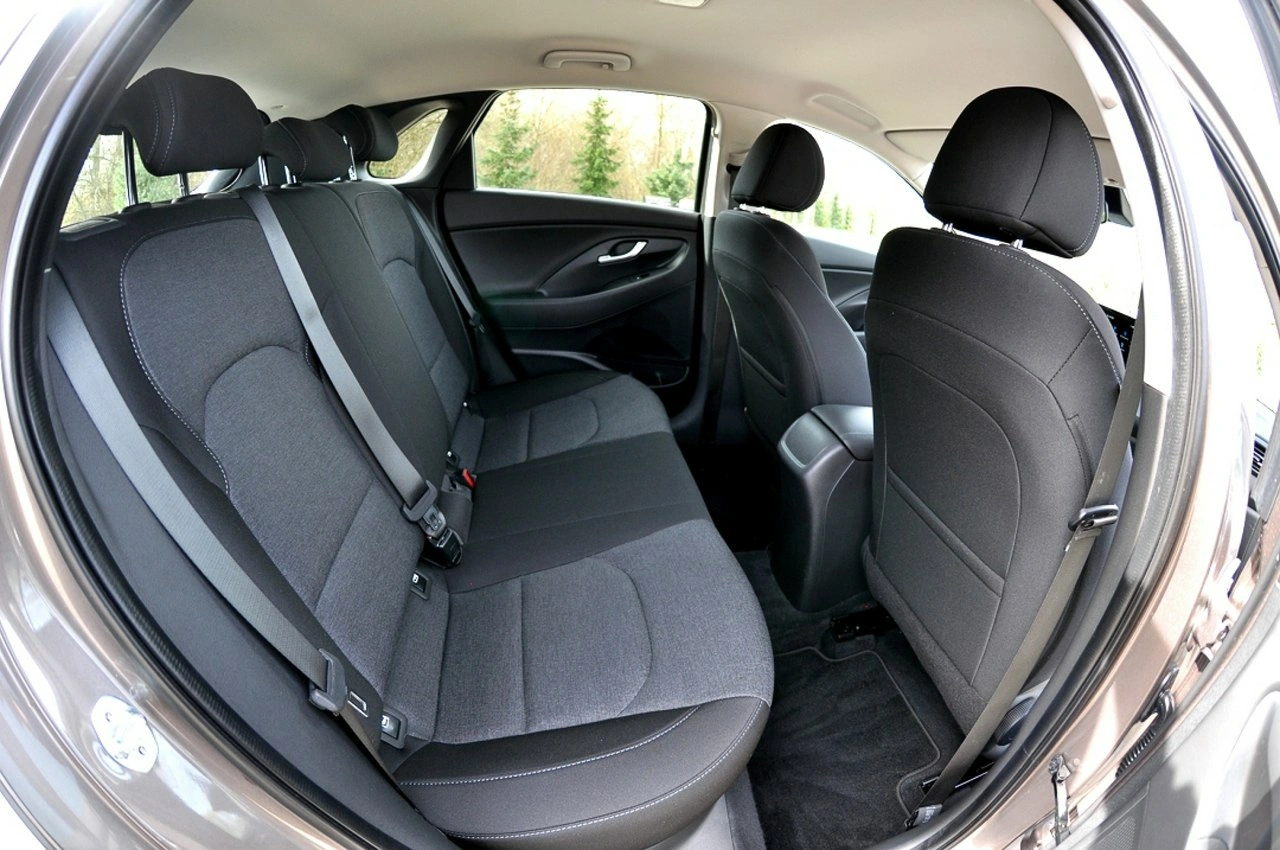 Hyundai i30 - Zdjęcie 8