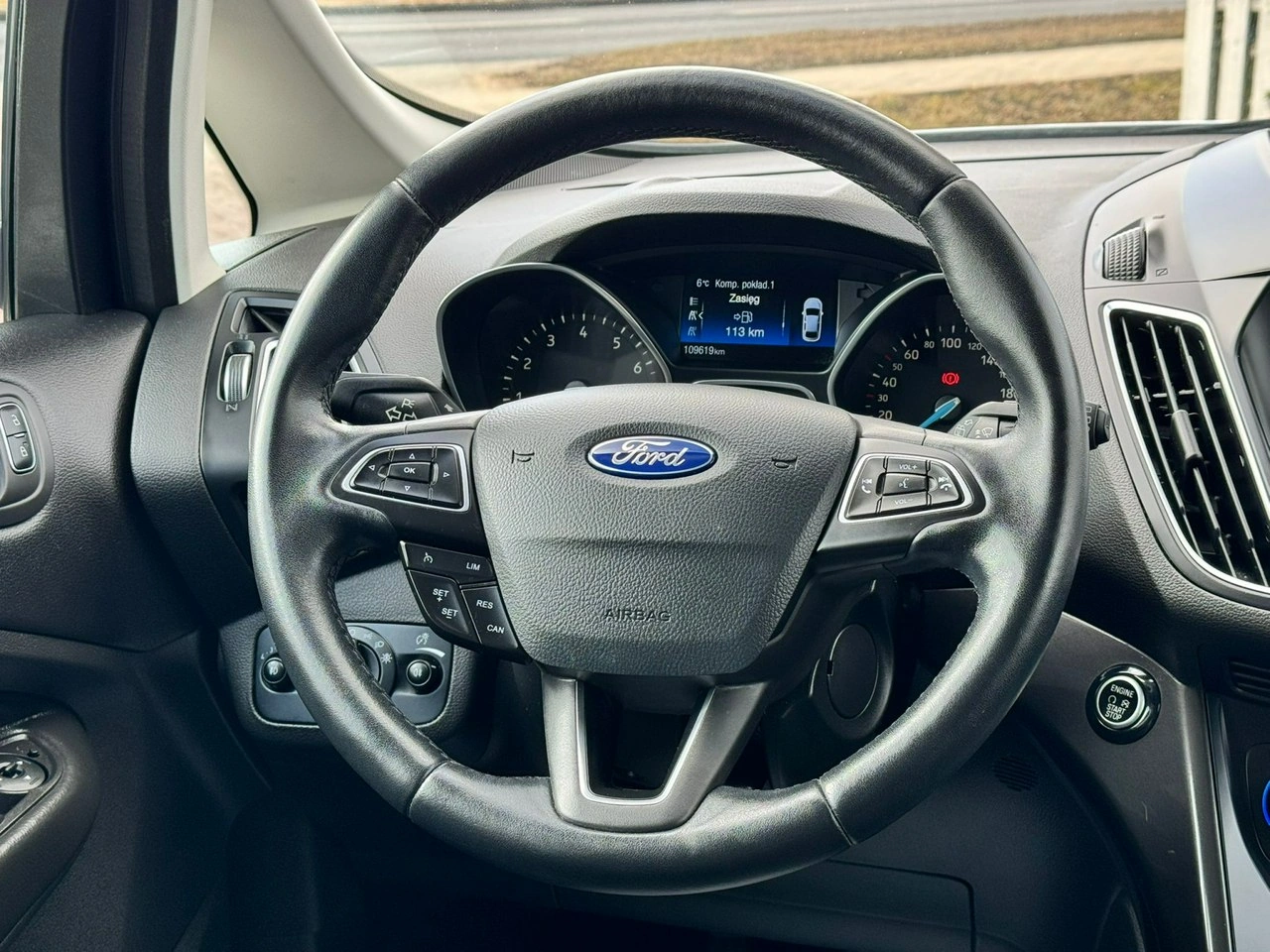 Ford C-MAX - Zdjęcie 18