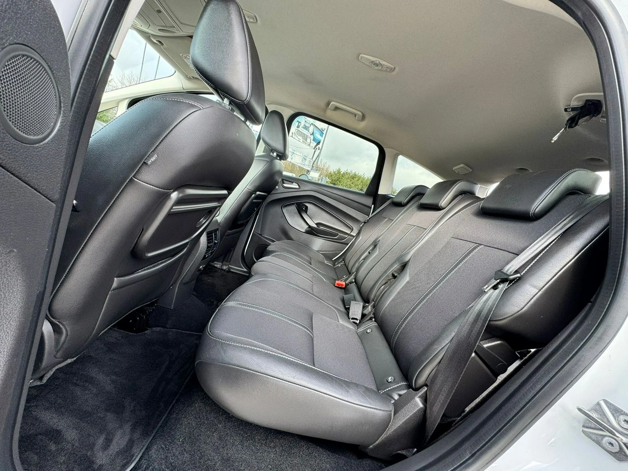 Ford C-MAX - Zdjęcie 24