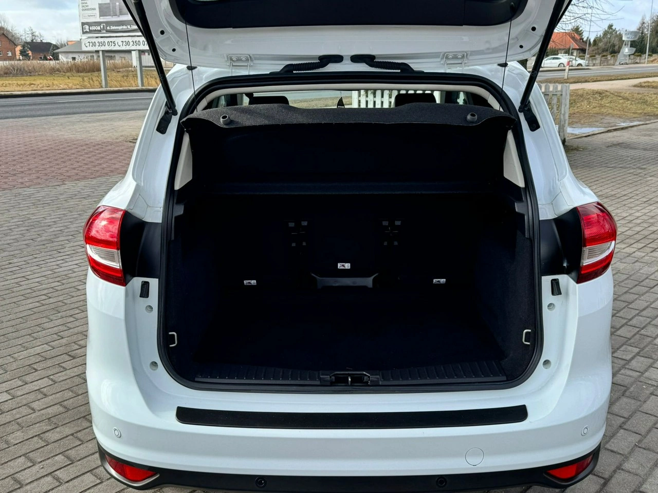 Ford C-MAX - Zdjęcie 26