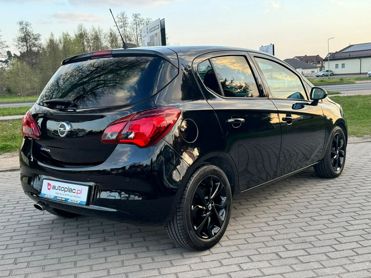 Opel Corsa - Zdjęcie 12