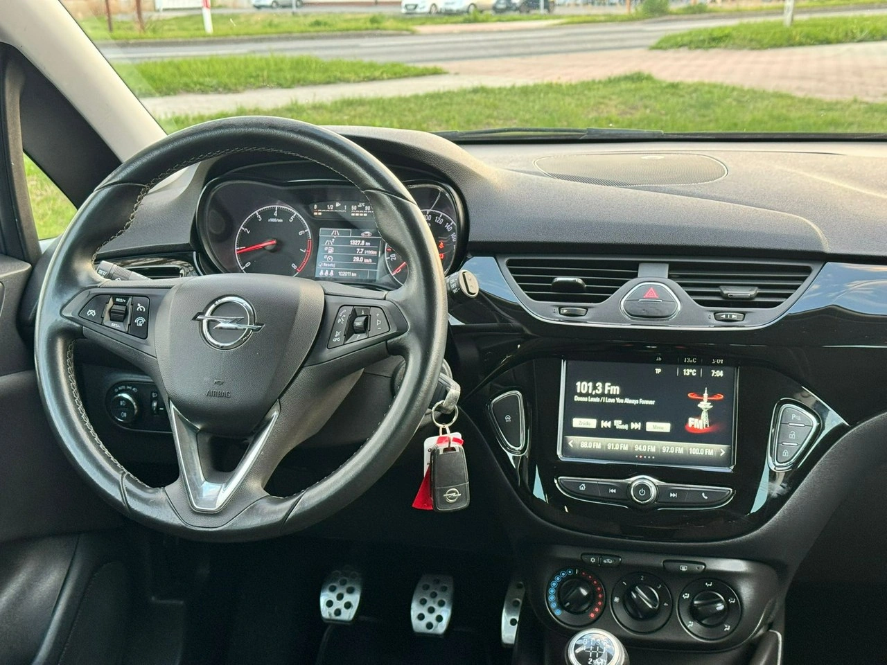 Opel Corsa - Zdjęcie 17