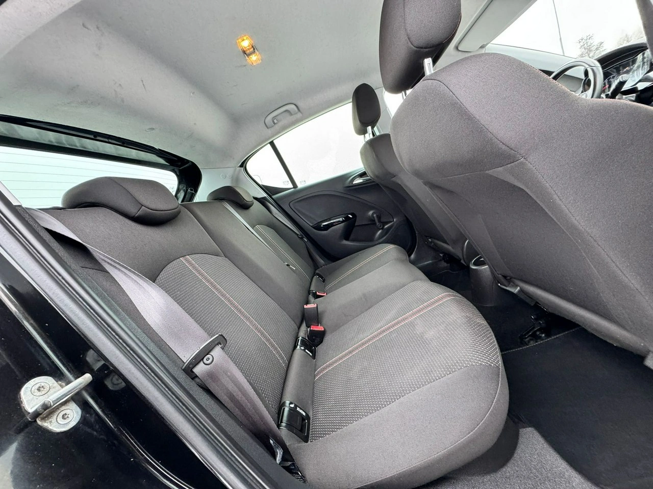 Opel Corsa - Zdjęcie 22