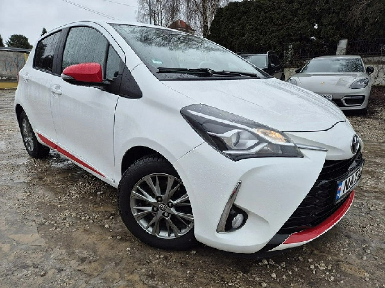 Toyota Yaris - Zdjęcie 4
