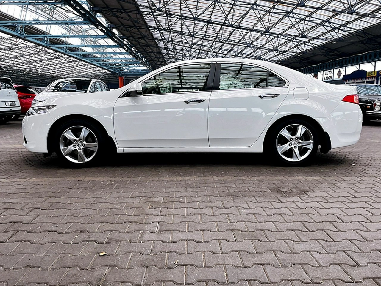 Honda Accord - Zdjęcie 72