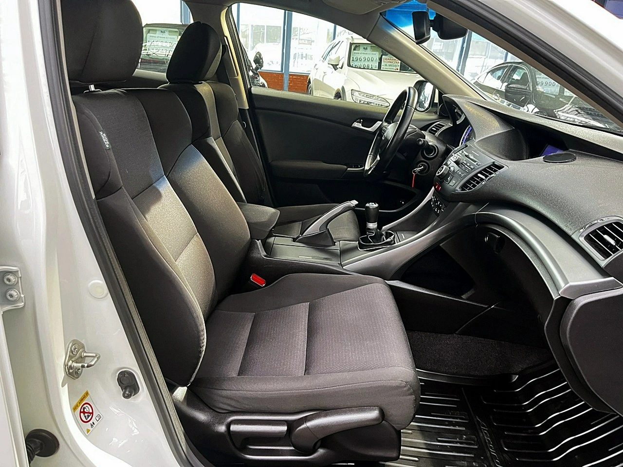 Honda Accord - Zdjęcie 11