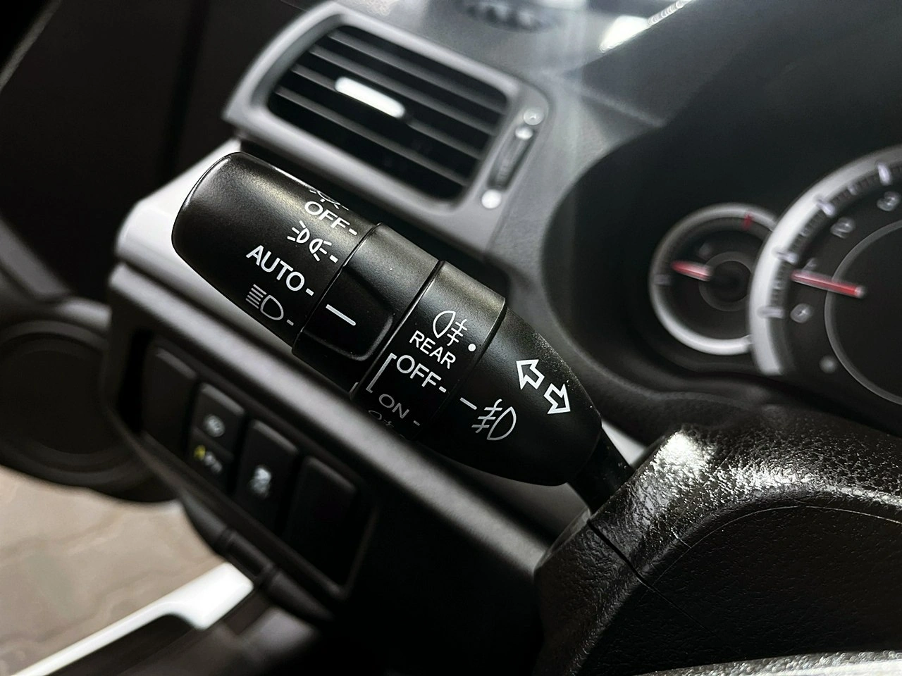 Honda Accord - Zdjęcie 21