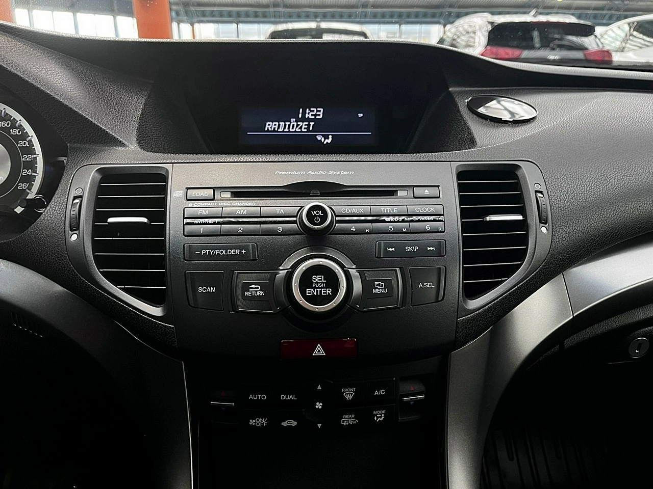 Honda Accord - Zdjęcie 31