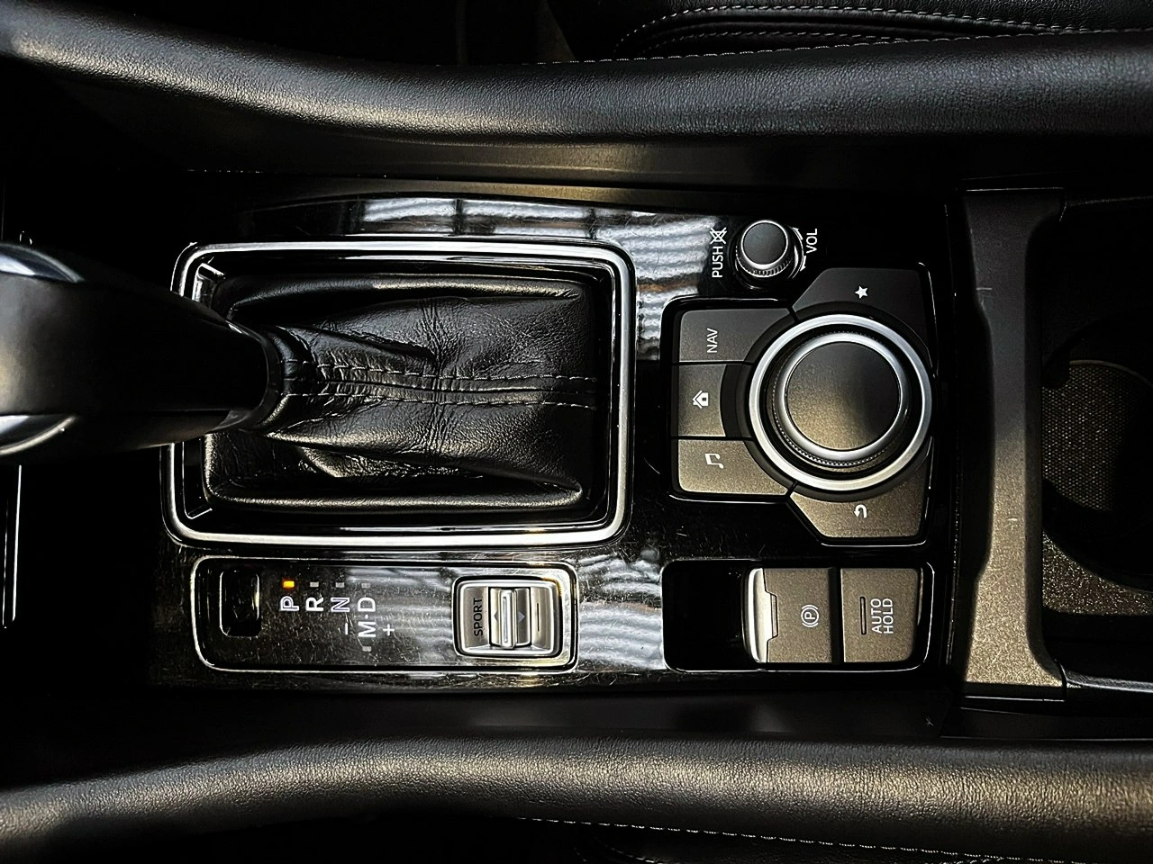 Mazda 6 - Zdjęcie 23