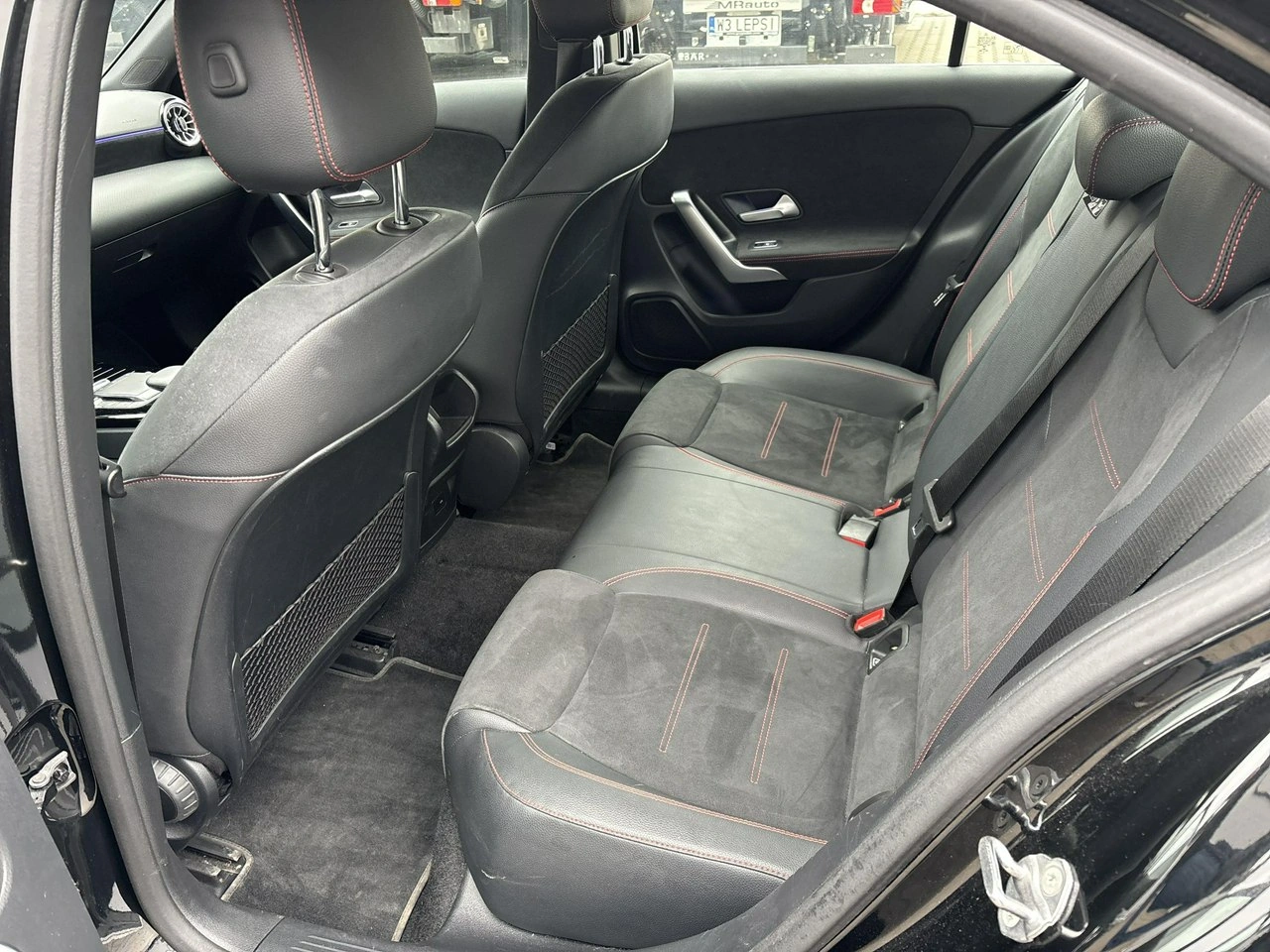 Mercedes A 200 - Zdjęcie 11