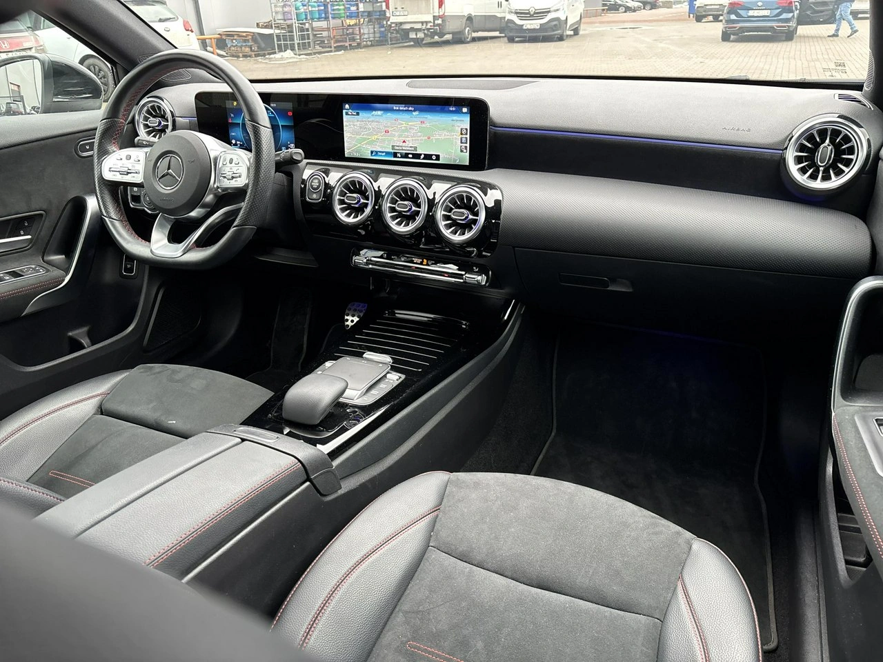 Mercedes A 200 - Zdjęcie 15