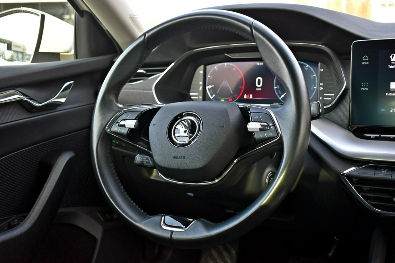 Skoda Octavia - Zdjęcie 18