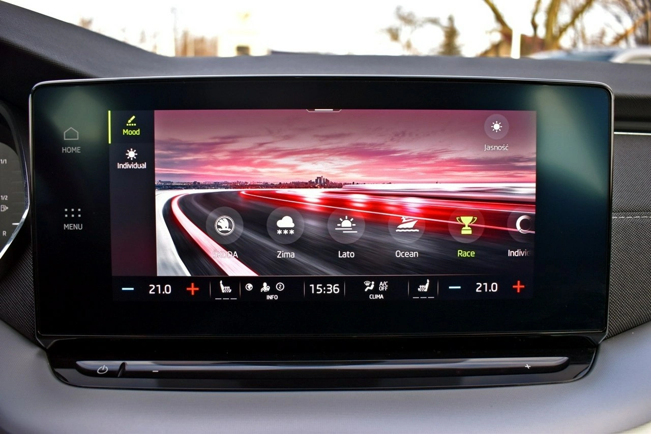 Skoda Octavia - Zdjęcie 23