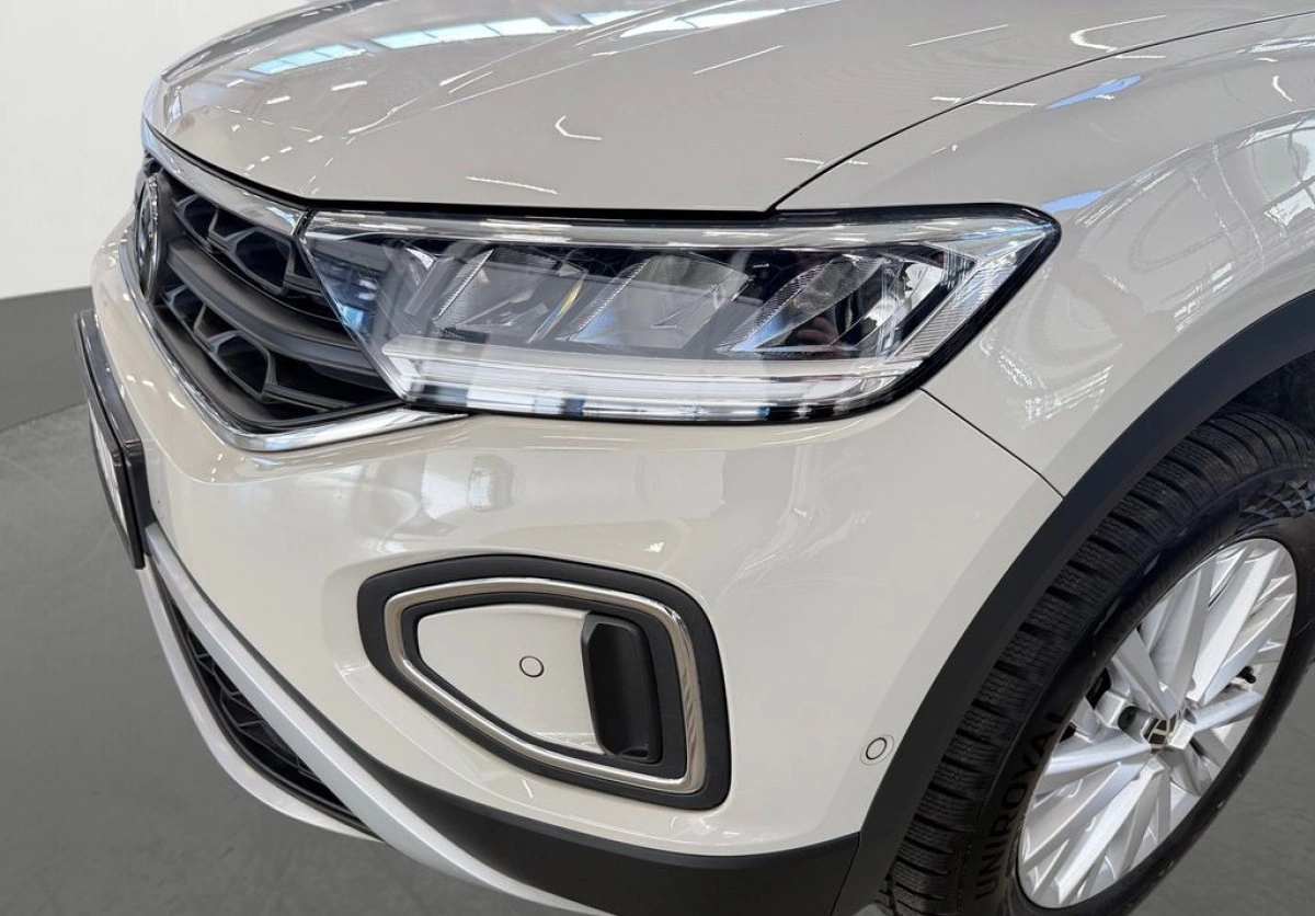 Volkswagen T-Roc - Zdjęcie 9