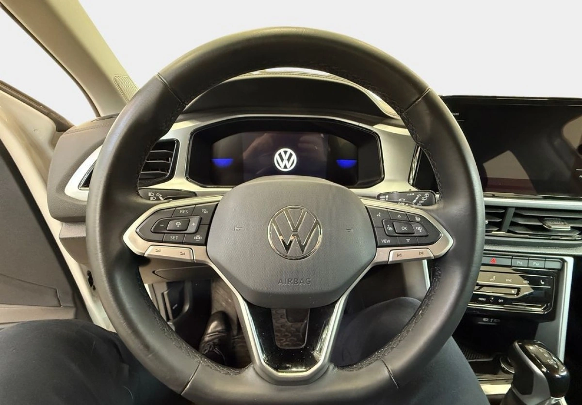 Volkswagen T-Roc - Zdjęcie 19