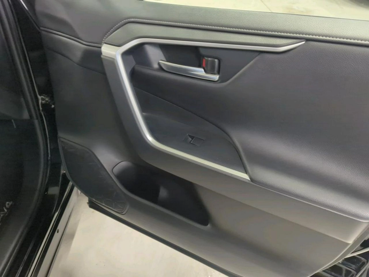 Toyota RAV-4 - Zdjęcie 12