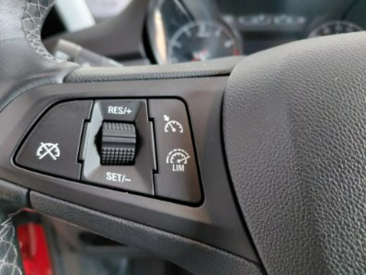 Opel Corsa - Zdjęcie 8