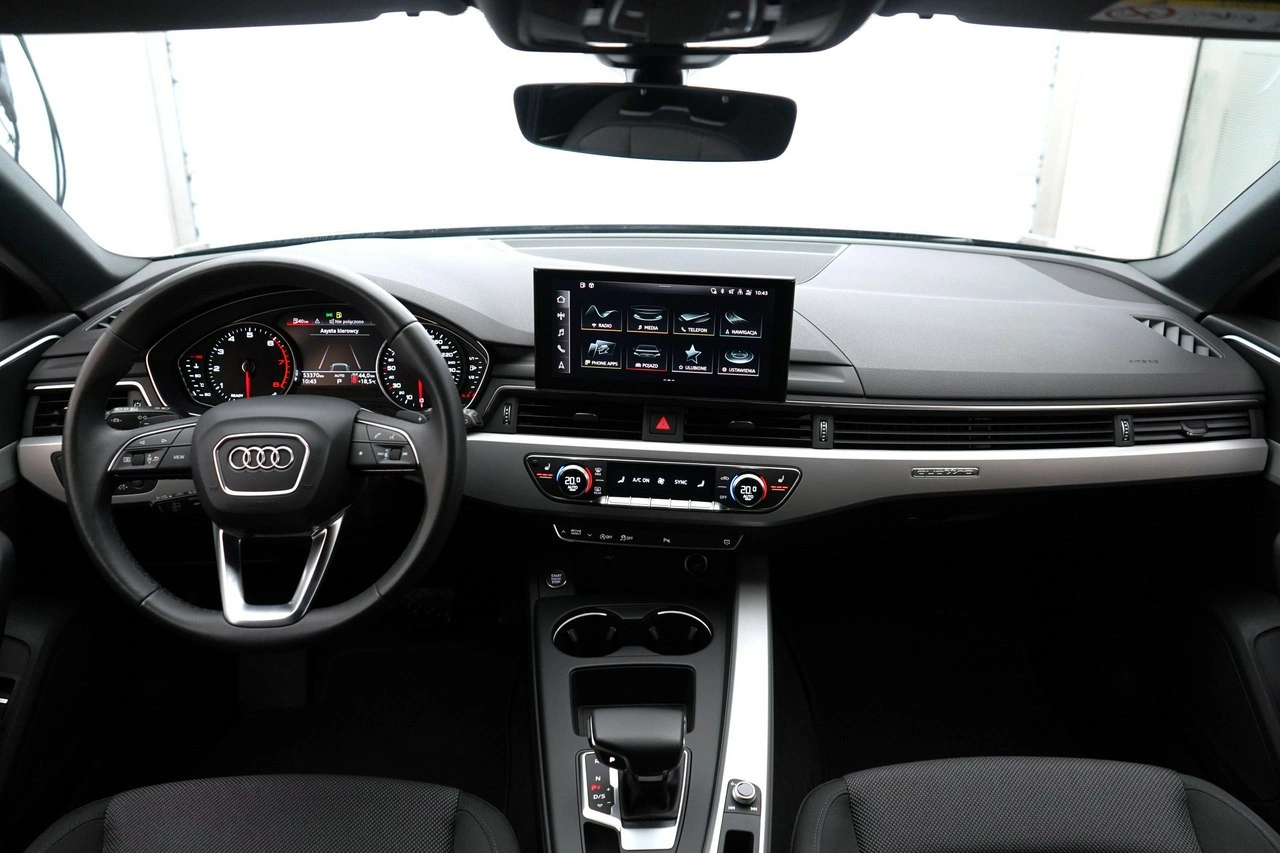 Audi A4 - Zdjęcie 22