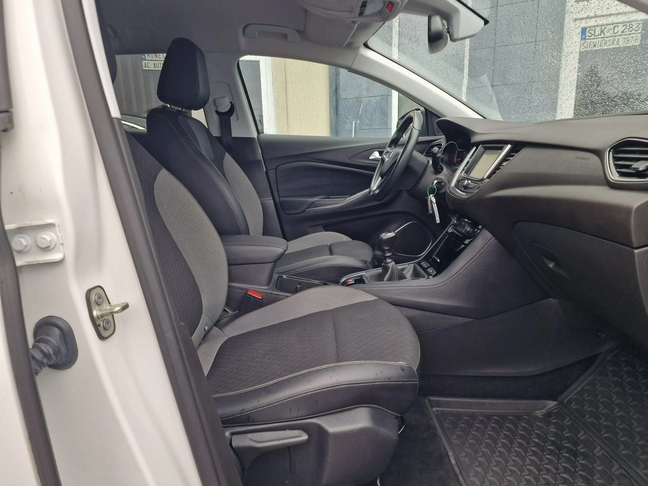 Opel Grandland X - Zdjęcie 20