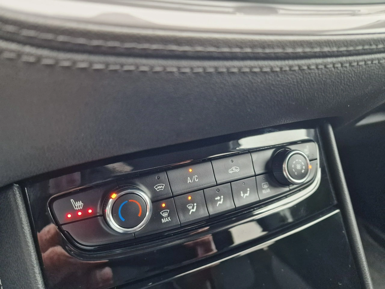 Opel Grandland X - Zdjęcie 26