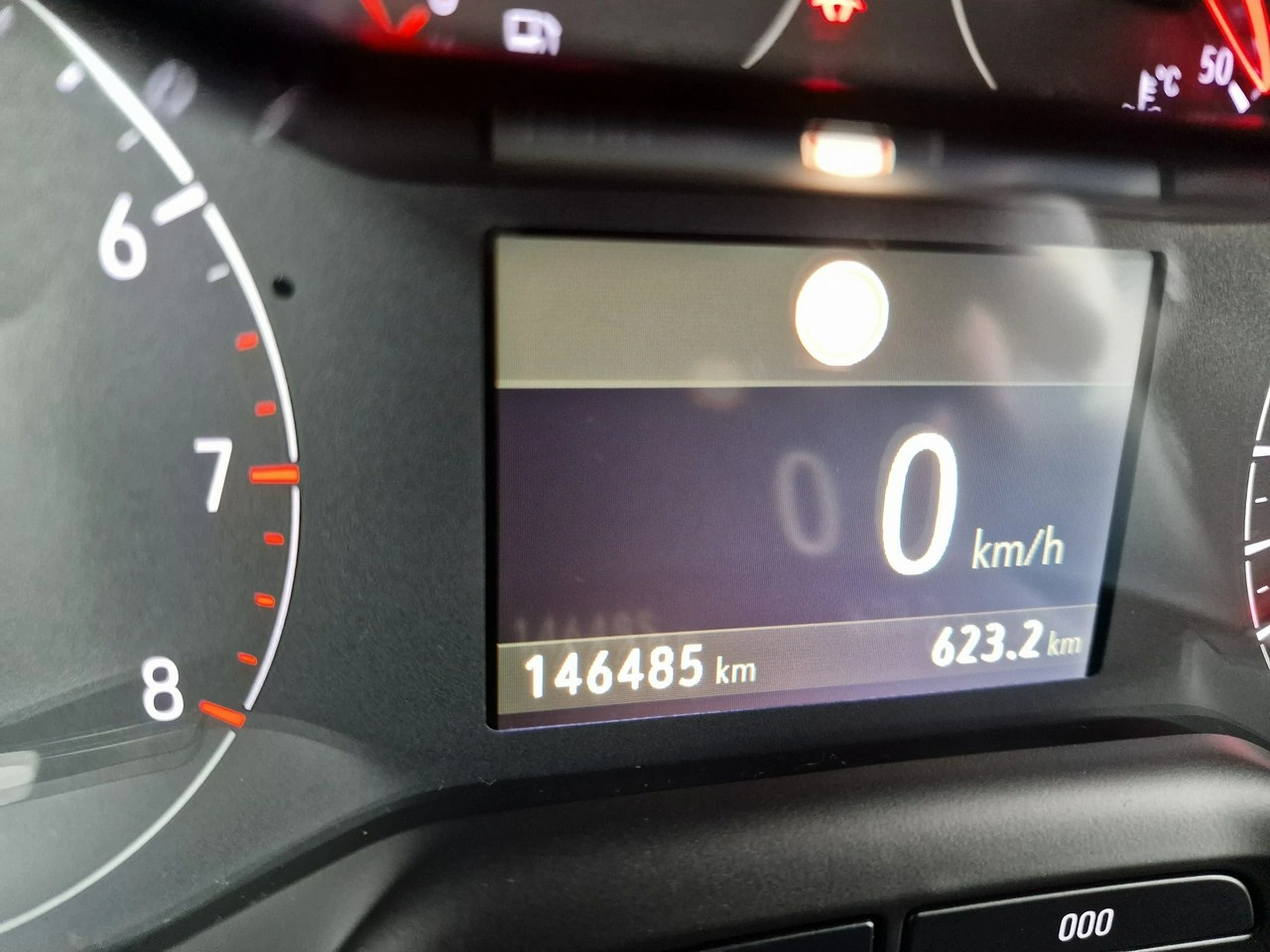 Opel Grandland X - Zdjęcie 30