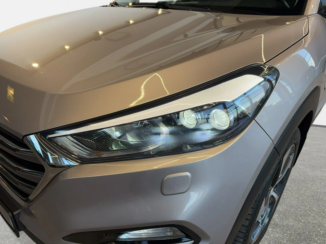 Hyundai Tucson - Zdjęcie 8