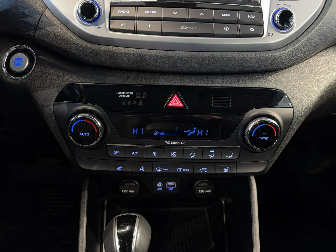 Hyundai Tucson - Zdjęcie 23