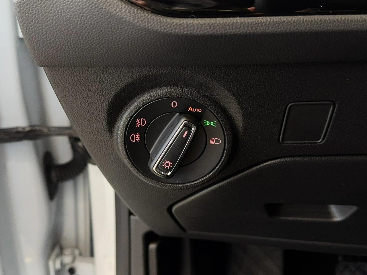 Seat Leon Sportstourer - Zdjęcie 27