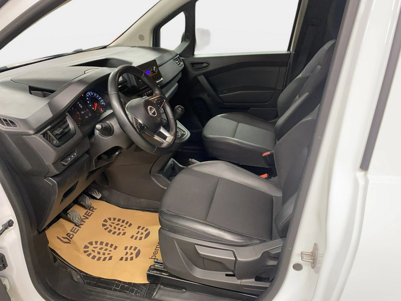 Nissan Townstar - Zdjęcie 13