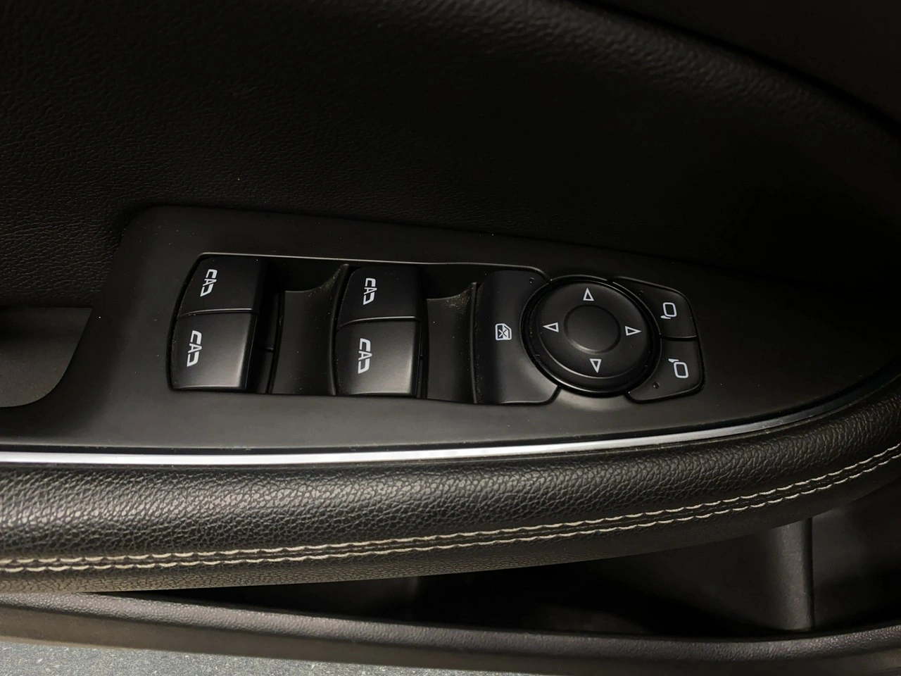 Opel Insignia - Zdjęcie 28