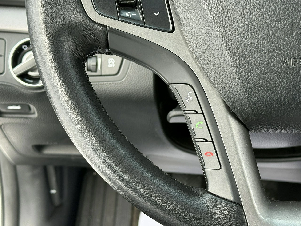 Hyundai i40 - Zdjęcie 13