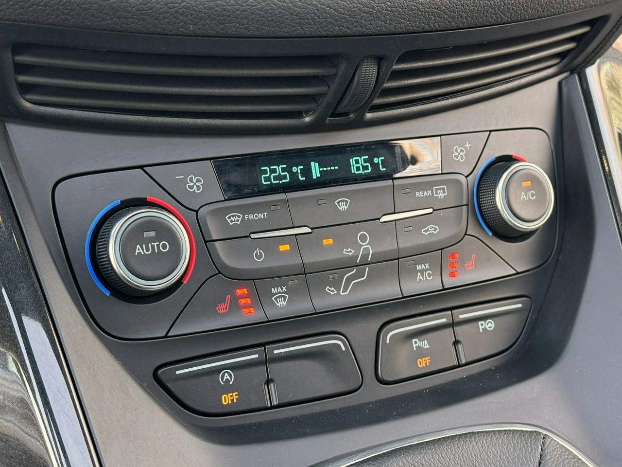 Ford Kuga - Zdjęcie 5