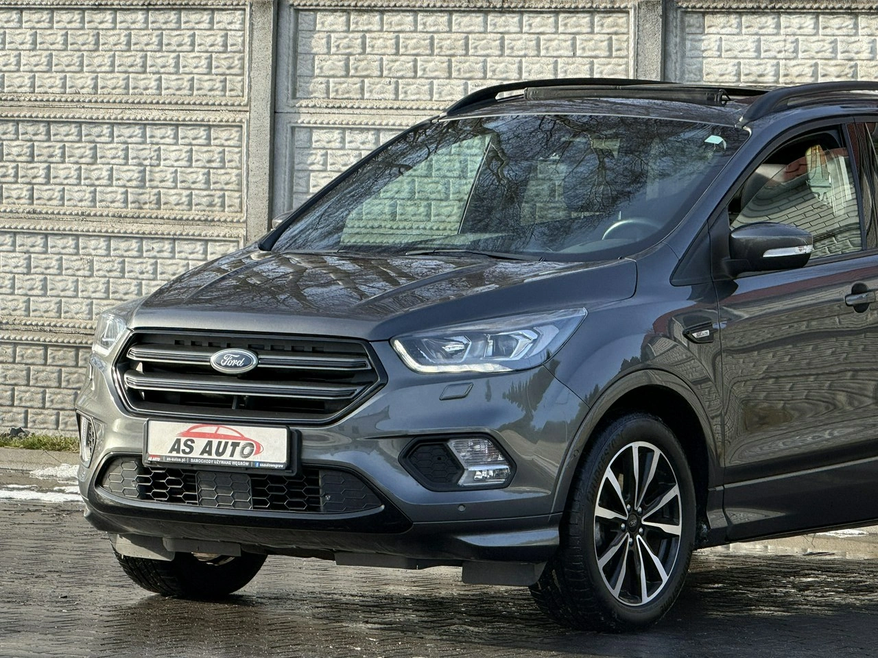 Ford Kuga - Zdjęcie 28