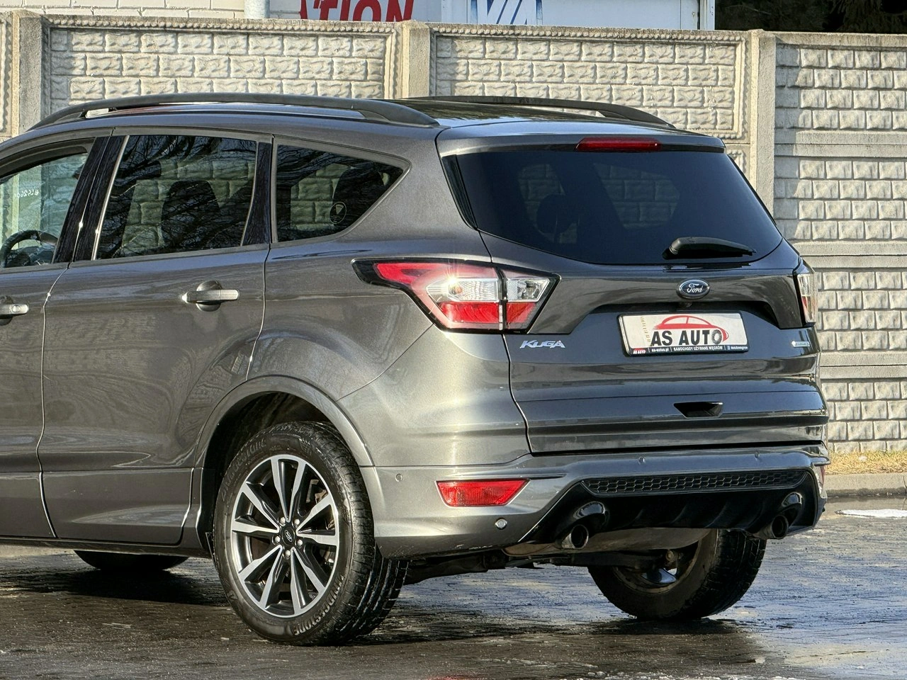 Ford Kuga - Zdjęcie 38